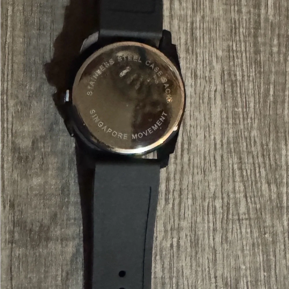 Sean John Analog Watch - Picture 3 of 5